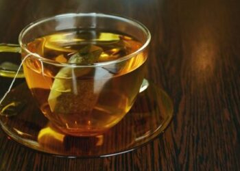 Mikroplastiku imate i u čaju! Otkriveno da truje organizam