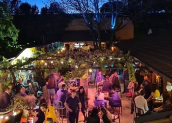 TOP 50 CRNOGORSKIH KLUBOVA, RESTORANA I MJESTA ZA NOĆNI ŽIVOT