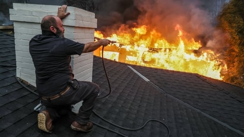 Kakav je osjećaj gledati kako vam kuća gori a nema spasa?