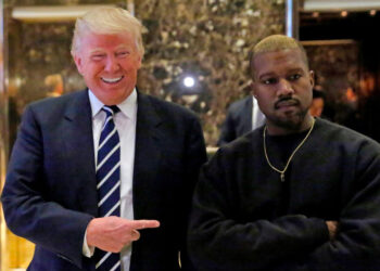 Kanye West zatražio od Donalda Trumpa da oslobodi Diddyja: “Molim Vas, oslobodi mog brata”