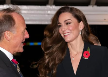 Kate Middleton viđena bez zaručničkog prstena