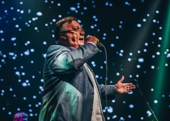 Halid Bešlić, čak 7. put u karijeri, priprema veliki koncert u Areni Zagreb