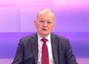 Sudac Dobronić je ikona pravde koja se izložila protiv vampirizma banki