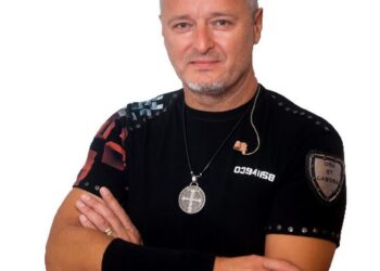 Velika tajna i razdor: Domoljub plaća suradnike 200 €, mogli bi istupiti mu bivši partneri.