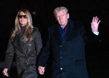 Melania izgleda kao milion dolara, a Trump je ponovo blamirao