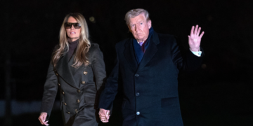 Melania izgleda kao milion dolara, a Trump je ponovo blamirao