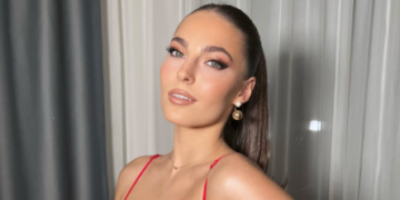 Džejla Ramović u prazničnom izdanju: “Haljina koju moja unutrašnja Disneyjeva princeza obožava”