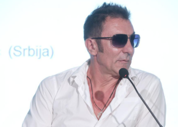 Đuro objavio hit-snimak sa psom i zamolio sve: “Ne bacajte petarde”