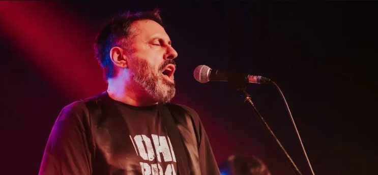 Sejo Sexon na koncertu u Zagrebu: “Volio bih da se vrate vremena kad smo bez straha djecu vodili na utakmice”