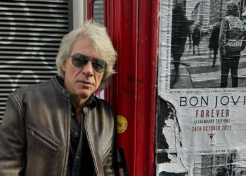 Jon Bon Jovi podijelio prvi ugovor koji je potpisao, muzičku karijeru započeo iznosom od 180 dolara
