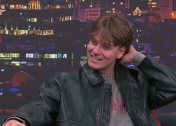 Fantom Jozinović. Previše mladih lijepo pjeva jeli slučajan ovako bombastičan skok?