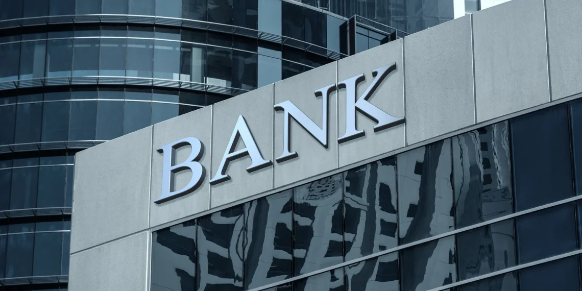 Robovstvo i nepravde banki treba zaustaviti tvrdi ekspert