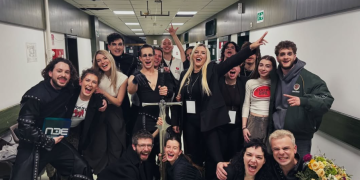 Ubjedljiva pobjeda Lavine – “Kraj mene” osvaja žiri i publiku, Srbija šalje metal na Euroviziju 2026.