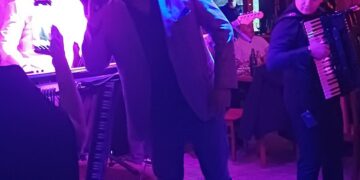 Legenda Halid Muslimović raspjevao Kaštela