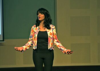 Kako lakše pričati s nasumičnim ljudima? 7 trikova