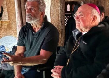 Gibson radi film sa izopćenikom Pape!