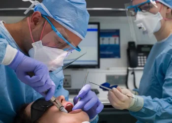 Šokantna teorija zavjere: Iranci praćeni kroz zubne plombe?