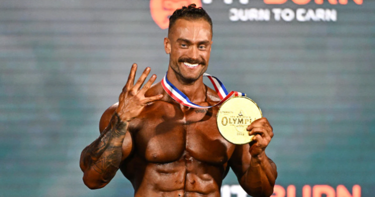 Od običnog dečka do fitness ikone – transformacija Chrisa Bumsteada