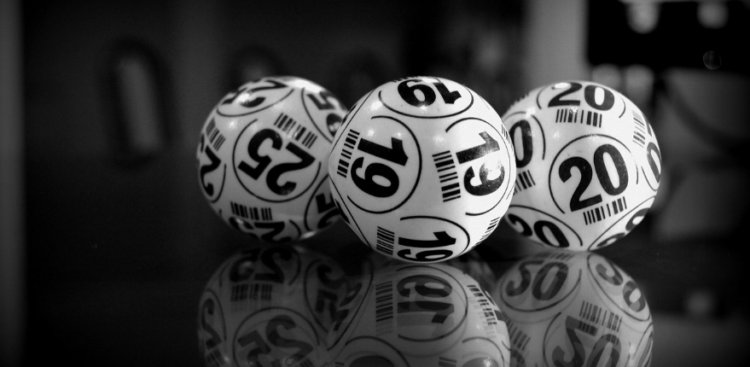 Bizaran slučaj iz Njemačke: Igrač lutrije umro prije nego što je saznao da je osvojio preko 700.000 eura