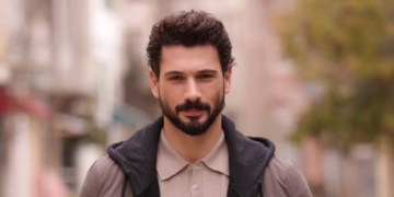 Deniz Can Aktaş: Žene poludjele za turskim glumcem