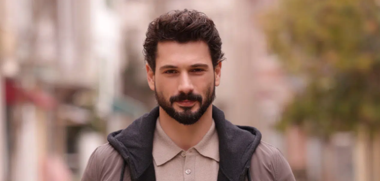 Deniz Can Aktaş: Žene poludjele za turskim glumcem