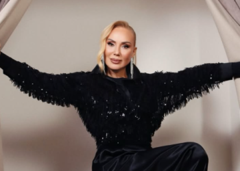 Lepa Brena se prisjetila početaka: Od malog sna do punjenja stadiona diljem svijeta