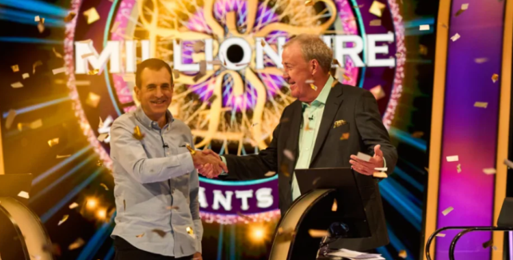 Da li biste znali odgovor za milijun funti: Roman iz Manchestera osvojio glavnu nagradu