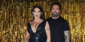 Crno i zlatno na rođendanu Seke Aleksić, proslavila 45. uz bliske prijatelje