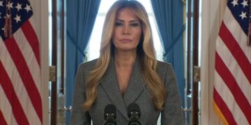 Melania Trump pozvala žrtve Epsteina da progovore o svemu