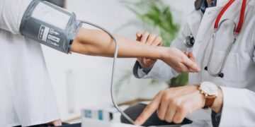 Umjetna inteligencija točnija od liječnika u hitnoj službi – nova studija s Harvarda