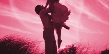 115 Love & Romance Wallpapers