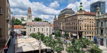 Građani Zagreba prisiljeni na strani jezik u trgovinama, kafićima, restoranima