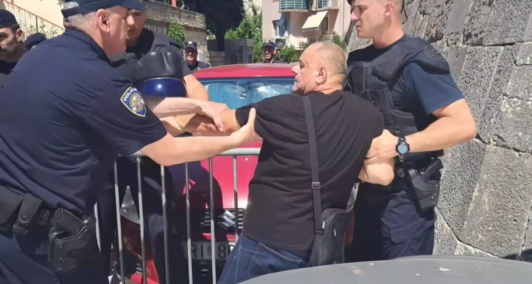 Prosvjed pred kućnim pragom novinara: Gdje završava sloboda okupljanja?