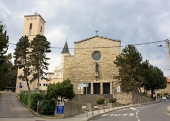 Svi su vjerovali pedofilu i samostanu, biskupi štitili, no presuda je puna dokaza.