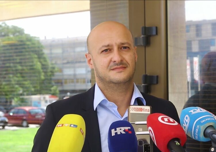 SUDAC MEŠIN UPOZORIO, A OTVORENA KLINIKA OD 20 MILIJUNA EURA