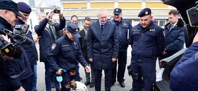 Penava je pokazao da ima utjecaj na policiju, pa čak i pomaganje ekstremizmu.