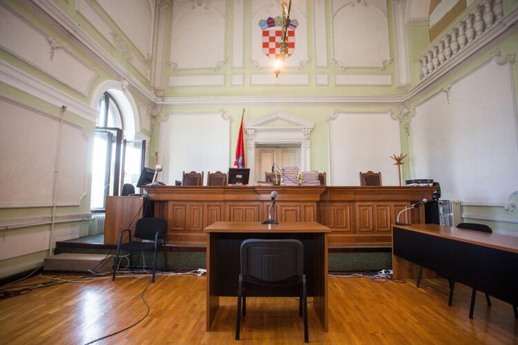 TONSKE SNIMKE NA SUDOVIMA: Građani traže istinu u zapisnicima!