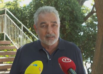 Gradonačelnik Omiša pod optužbama objasnio da treba čekati pomoć